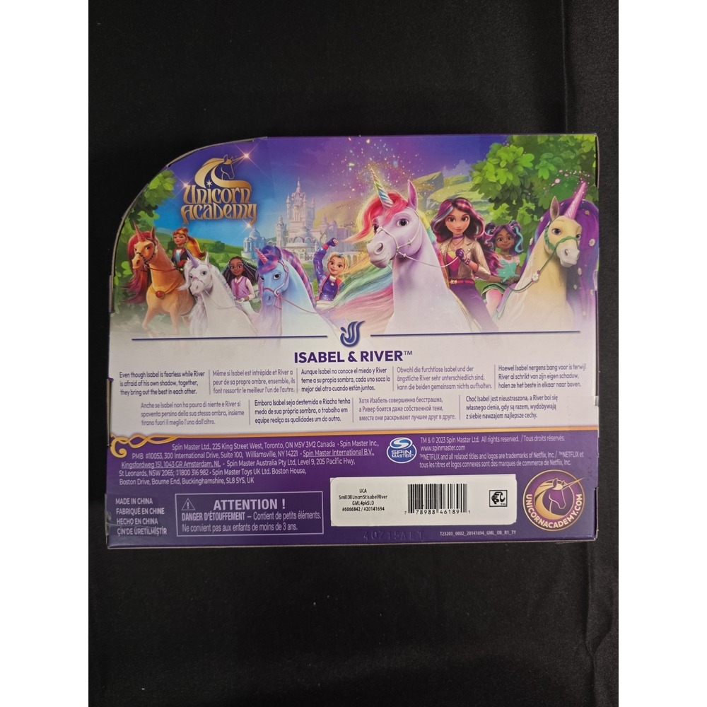 Unicorn Academy, Isabel & River Set with 2 Riding Accessories & Hair Styling - Picture 2 of 2